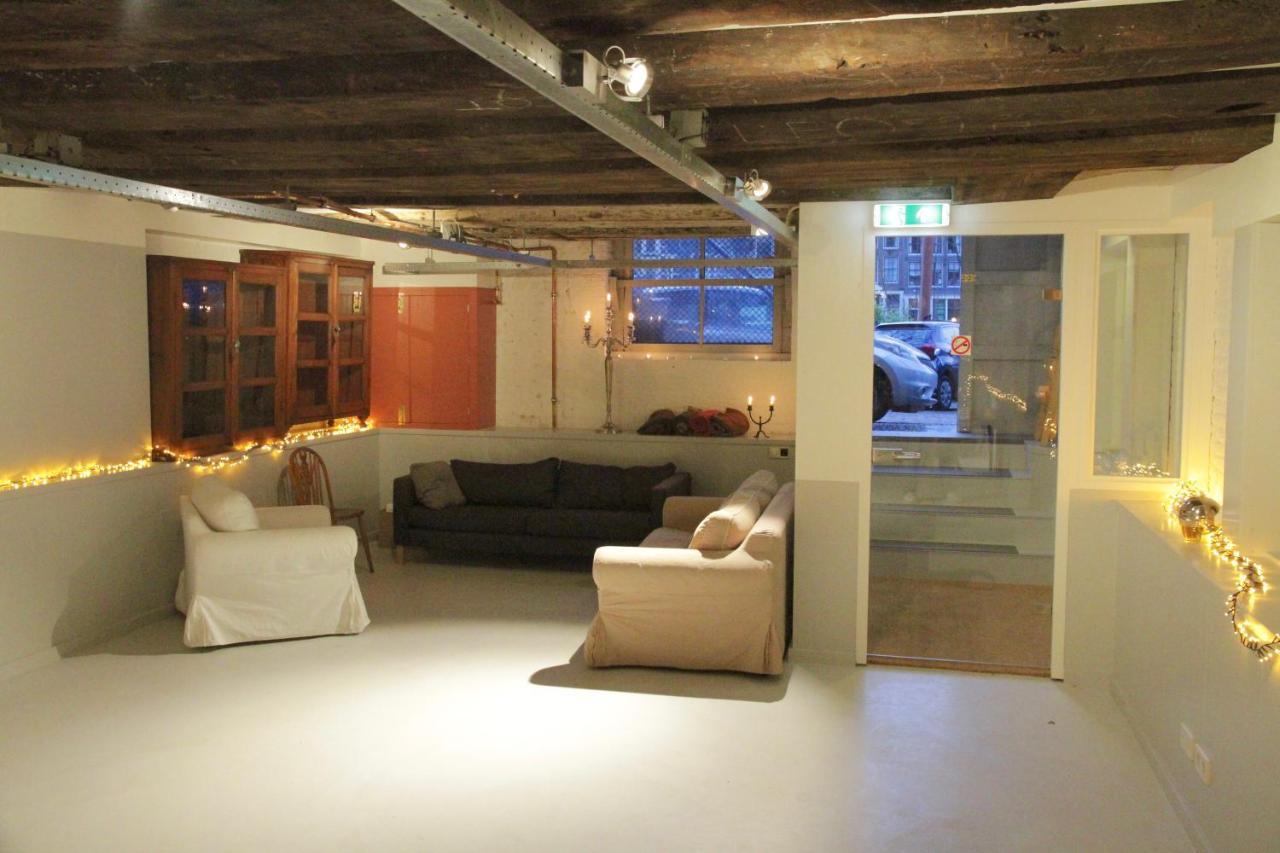 Top-Notch Apartment Along Canal In Historic Centre Amsterdam Exterior photo